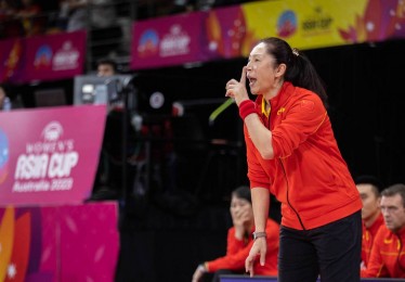 中国女篮主教练人选