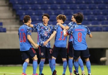 今晚中国和日本足球赛比赛结果