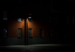 小伙揭露缅北电诈窝点黑暗内幕，被强迫吸毒的惊魂经历