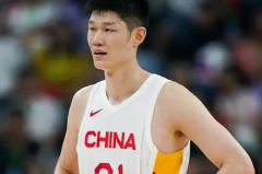 胡明轩赵睿集体失声！中国男篮险胜波黑暴露致命短板
