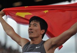 郑钦文致敬刘翔：我们在岁创造历史，国家荣誉永超个人