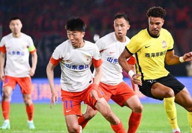 ，申花泰山双喜临门，国家队绝对人祸，这才叫换人！