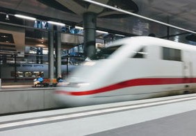 2023年2月13日，城市限行政策的回归与市民生活的影响