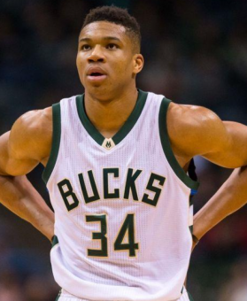 字母哥三分觉醒，雄鹿新战术搅动NBA！内幕曝光：球队气氛暗流涌动