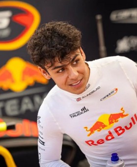 红牛17岁新星英国站首秀！F1历史第二年轻车手诞生