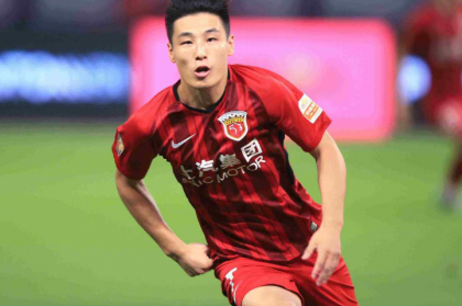 武磊王者归来：首秀即送助攻，海港主帅直言经验无敌引爆更衣室