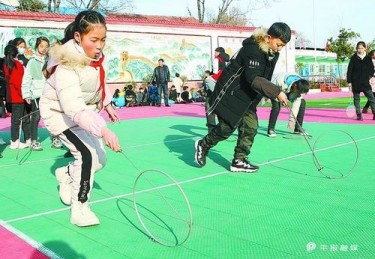 体育课前热身操怎么做
