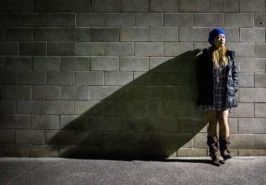 施暴者终获制裁，40岁女子职场性侵案背后的反思