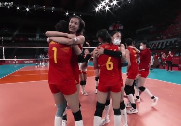 今晚中国女排对意大利谁赢了