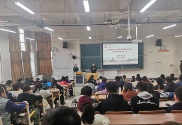 平衡大师表演