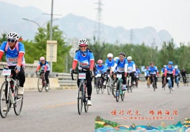 体育活动骑自行车