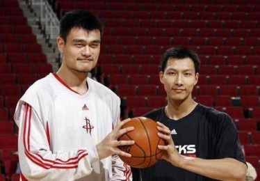 姚明火箭队史地位