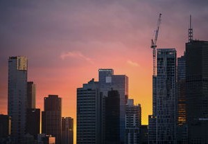 疫情新动态，31省区市新增本土确诊55例，我们如何共同应对？