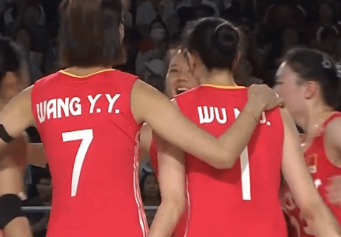复盘中国女排3:0横扫多米尼加：蔡斌的“暂停艺术”与球队的完美执行力