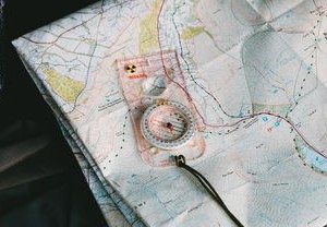 疫情地图上的红点，一周内553例本土确诊，36地的紧急响应