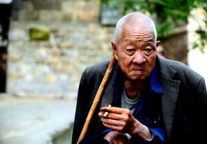 岁杉内寿子交手木谷实一家四代人对岁张心治创最大年龄差纪录
