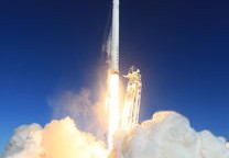 中国太空采矿新纪元，首个太空机器人启航