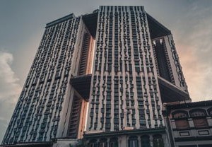 郑州解封，城市复苏的曙光，居民生活逐步回归正轨