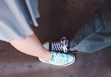 女子被榴莲咬脚，杀伤力竟超乎想象
