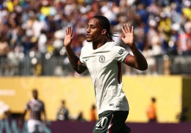 切尔西2-0弗鲁米嫩塞晋级世俱杯决赛！新援双响灭旧主