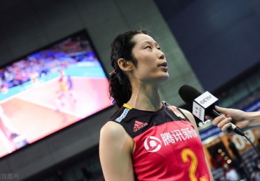 奥运皓外丨成为中国的超级巨星，你准备好了吗？郑钦文：是的