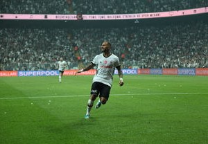 塔吉克斯坦足球盛宴，33-0狂胜关岛，7号球员独揽14球创奇迹