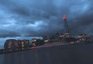 江西红灯与上海烟花，中国城市文化差异的缩影