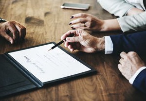 揭秘家族癌症的背后，男子一家九人确诊癌症的深度解析