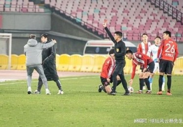 恒大的尴尬 从全华班到双外援,本土球员何日出头