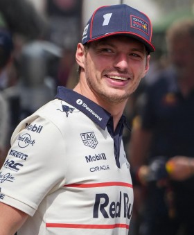 F1英国大奖赛媒体日：维斯塔潘汉密尔顿对决，诺里斯主场求胜