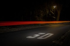 广东省博物馆回应车库禁停新能源车，理性探讨与合理解决之道