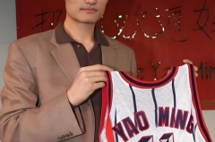 “葳少”遗憾退场，杨瀚森开启新征程，盘点冲击NBA的中国球员