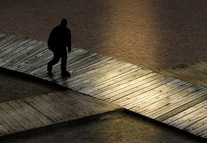 悲剧中的启示，姐弟外出失联与弟弟遗体被发现事件