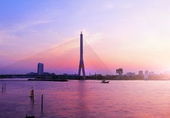 探索石家庄号，一段历史与现代的交汇之旅
