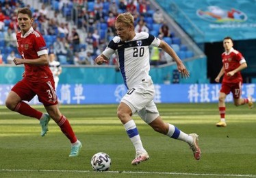 北欧之光与东欧巨人芬兰与俄罗斯在欧洲杯的较量