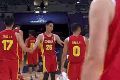 31分大胜！胡明轩5记三分状态复苏，胡金秋两双助男篮连胜