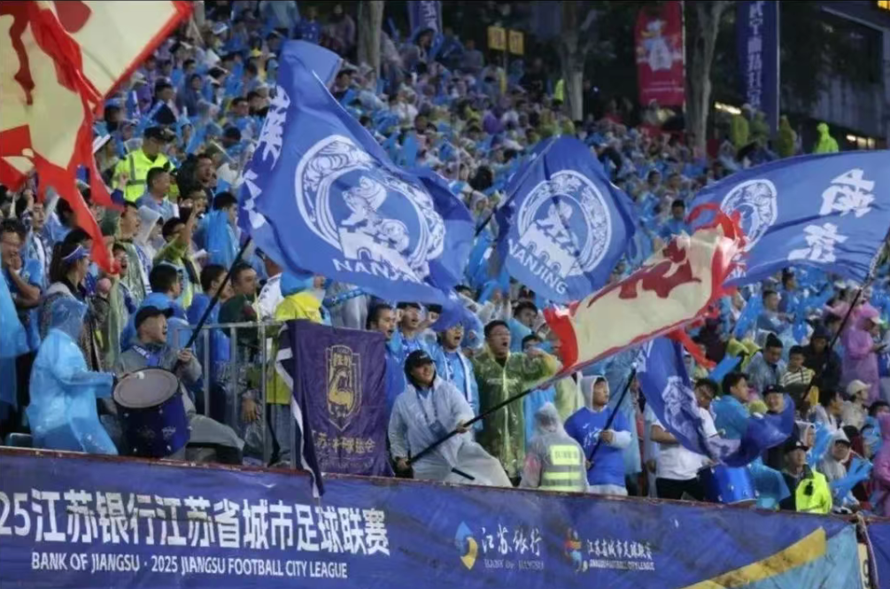 “苏超”踢进奥体中心，赞助商趋之若鹜，其他地区可以复制吗？