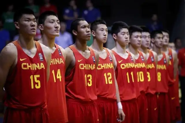 2008年的U18国青队和2016年的U18国青队相比，谁才是历史最差的一届？
