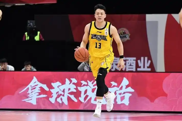 为什么吉林队会急于兜售姜宇星的优先续约权？以下三点非常关键！